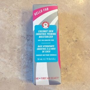 First Aid Beauty Hello Fab coconut skin smoothie priming moisturizer